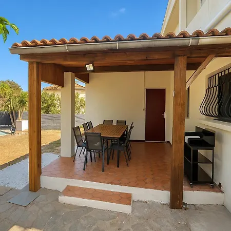 Avec Piscine A La Faviere - 7min De La Villa